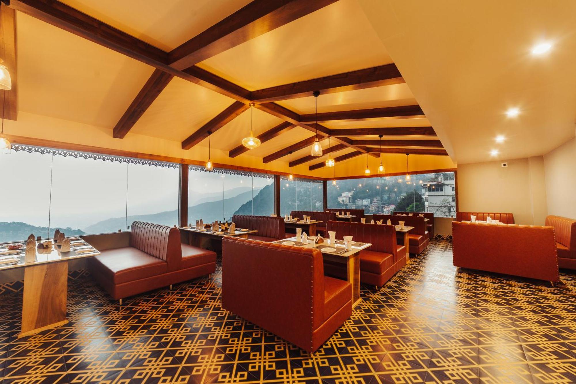 Hotel Etho Metho Gangtok Exterior foto